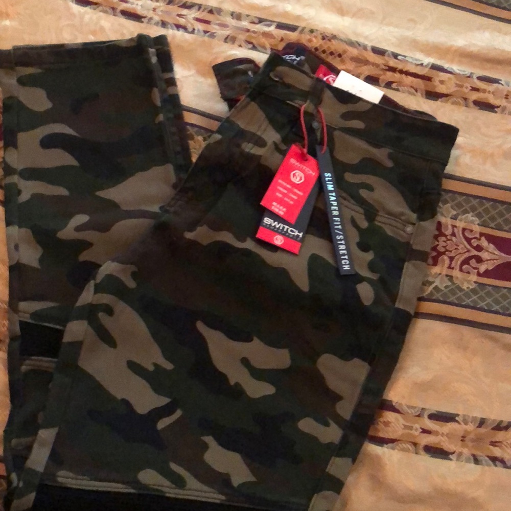 Men’s camouflage pants